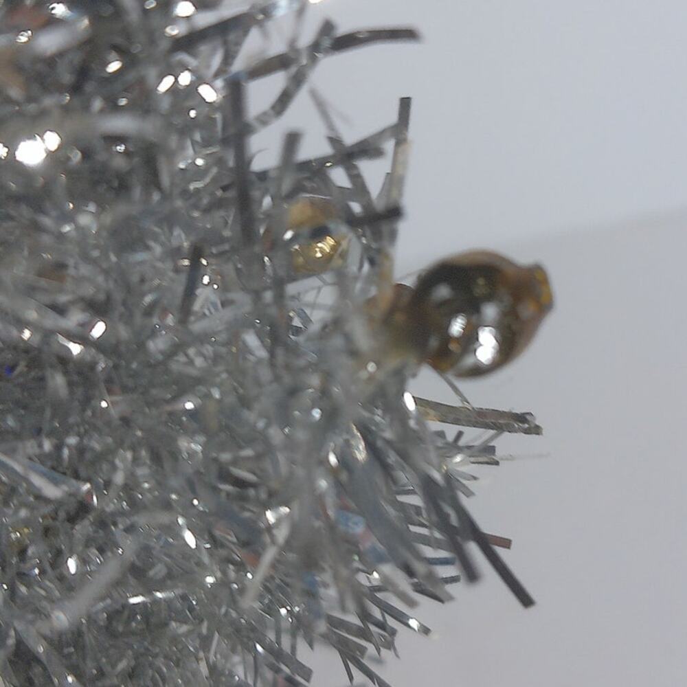 Vintage Silver Aluminum Tabletop Feather Tree With Mercury Ball Ornaments - Picture 6 of 7